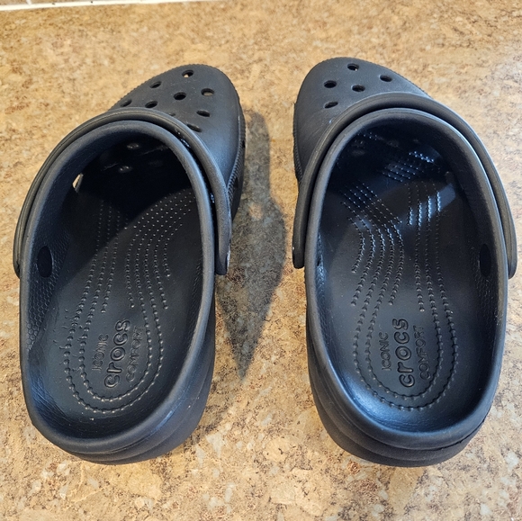 Crocs - Picture 2 of 7